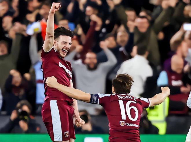 国米官方：阿切尔比右大腿股二头肌拉伤，据悉将缺席一个月